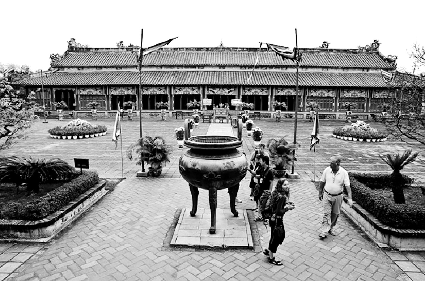 Read more about the article Quyền lực của hoàng đế triều Nguyễn